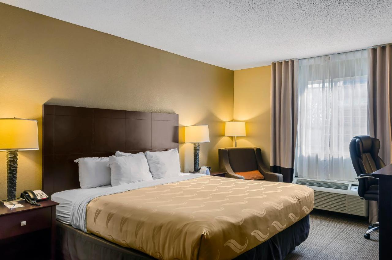Quality Inn 2*